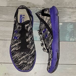 Under Armour Shoes size 6Y